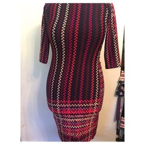 Donna Morgan Half-Sleeved Dress